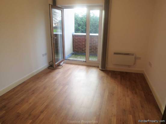 Additional Property Image 2 bedroom Apartment to rent in Bury 11