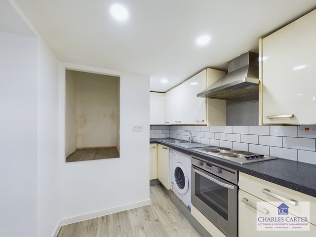 Additional Property Image 1 bedroom Studio to rent in Worcester 6