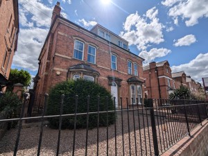 1 bedroom Studio to rent in Worcester