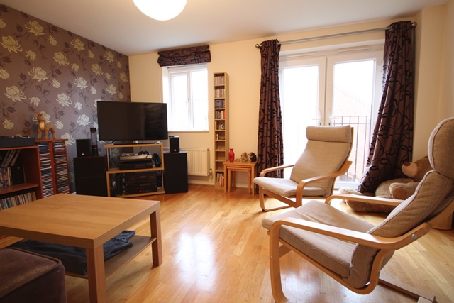 Additional Property Image 3 bedroom Town House to rent in Tewkesbury 2