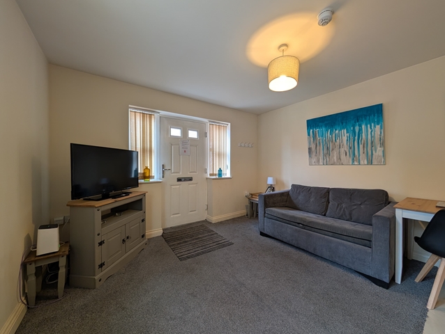 Additional Property Image 1 bedroom Ground Flat to rent in Worcester 4