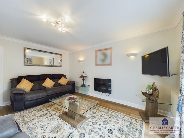 Additional Property Image 3 bedroom Detached Bungalow to rent in Tewkesbury 3