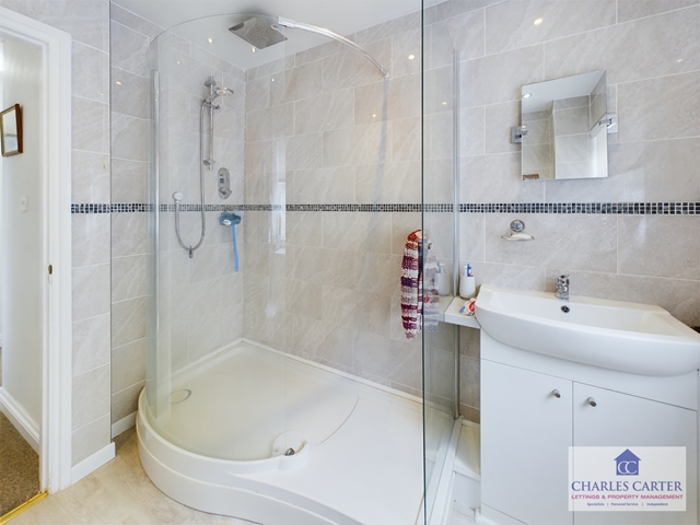 Additional Property Image 3 bedroom Detached Bungalow to rent in Tewkesbury 10