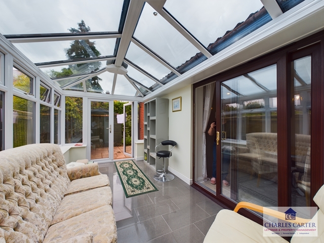 Additional Property Image 3 bedroom Detached Bungalow to rent in Tewkesbury 11