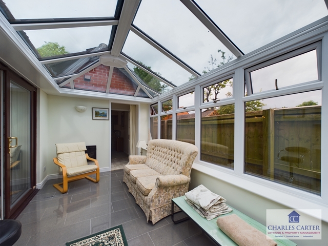 Additional Property Image 3 bedroom Detached Bungalow to rent in Tewkesbury 12