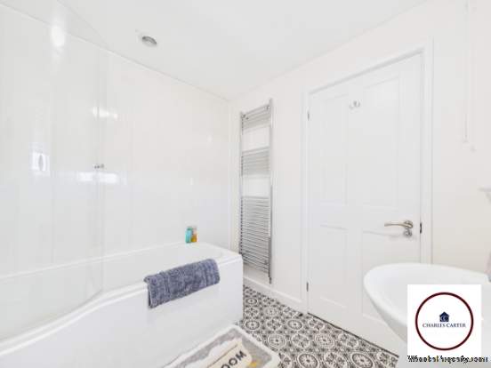 Additional Property Image 2 bedroom Flat to rent in Bishops Cleeve 5