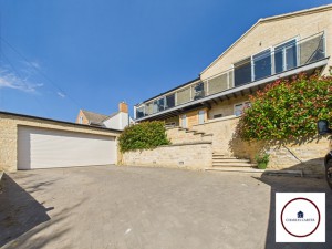 4 bedroom Detached to rent in Tewkesbury