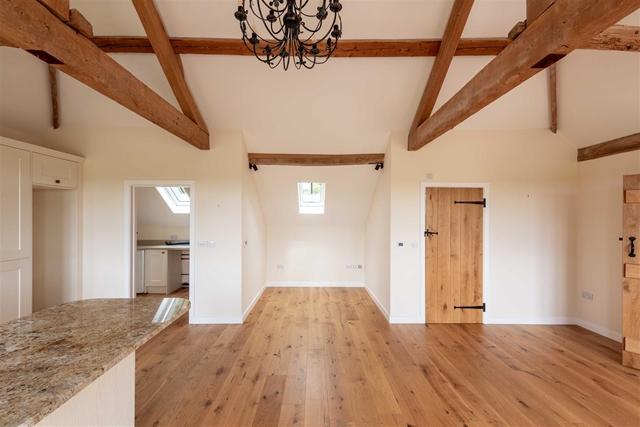 Additional Property Image 2 bedroom Bungalow to rent in Worcester 6