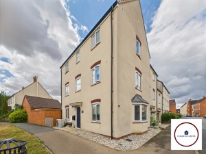 5 bedroom Town House to rent in Tewkesbury