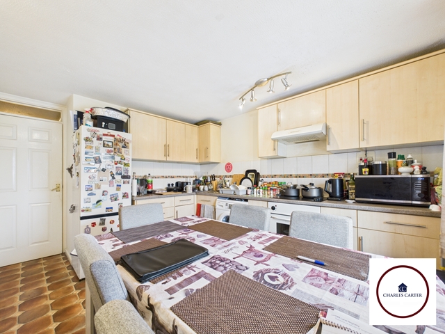 Additional Property Image 2 bedroom Flat to rent in Tewkesbury 3