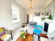 2 bedroom Apartment to rent in Hove