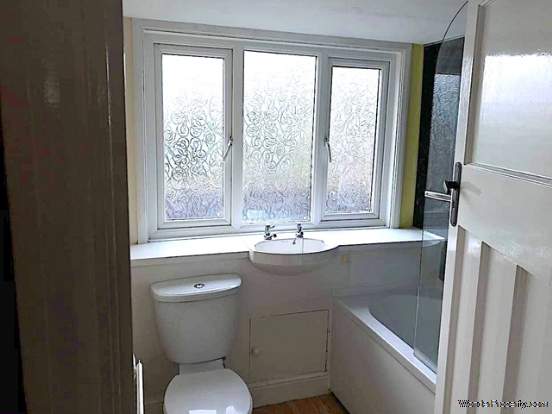 Additional Property Image 2 bedroom Ground Maisonette to rent in Hayling Island 15