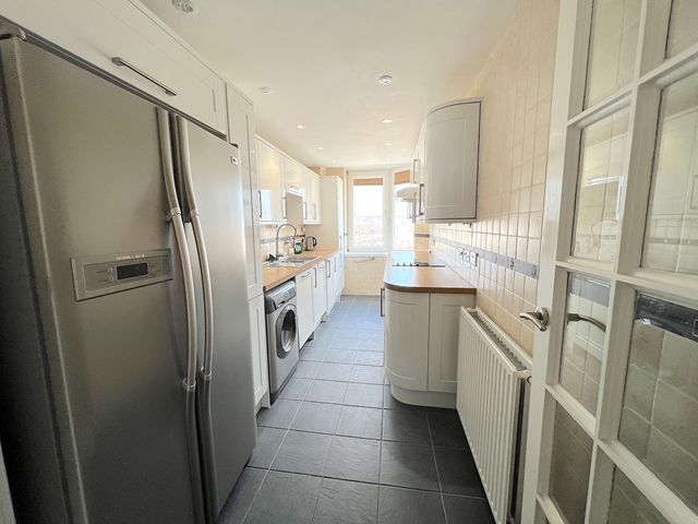 Additional Property Image 2 bedroom Apartment to rent in Hove 8