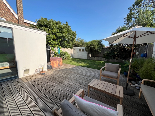Additional Property Image 5 bedroom Detached for sale in Hayling Island 5