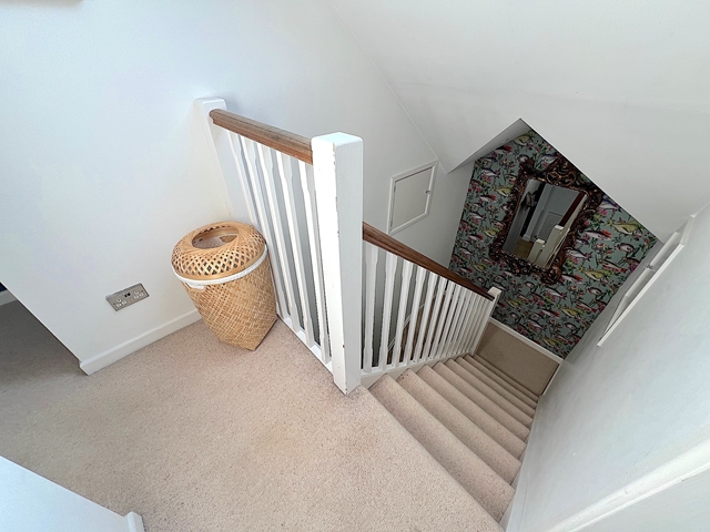 Additional Property Image 5 bedroom Detached for sale in Hayling Island 21