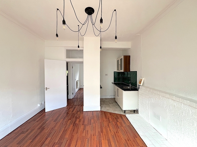 Additional Property Image 1 bedroom Apartment to rent in Brighton 8