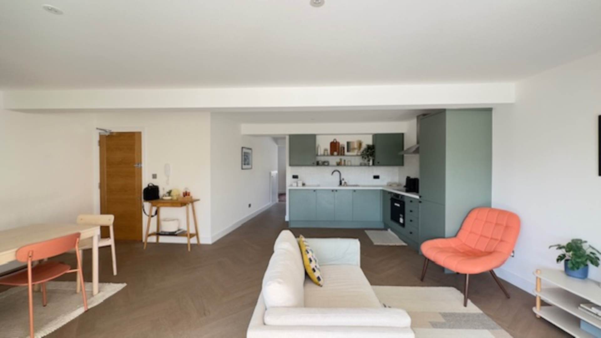 Additional Property Image 1 bedroom Apartment to rent in London 13