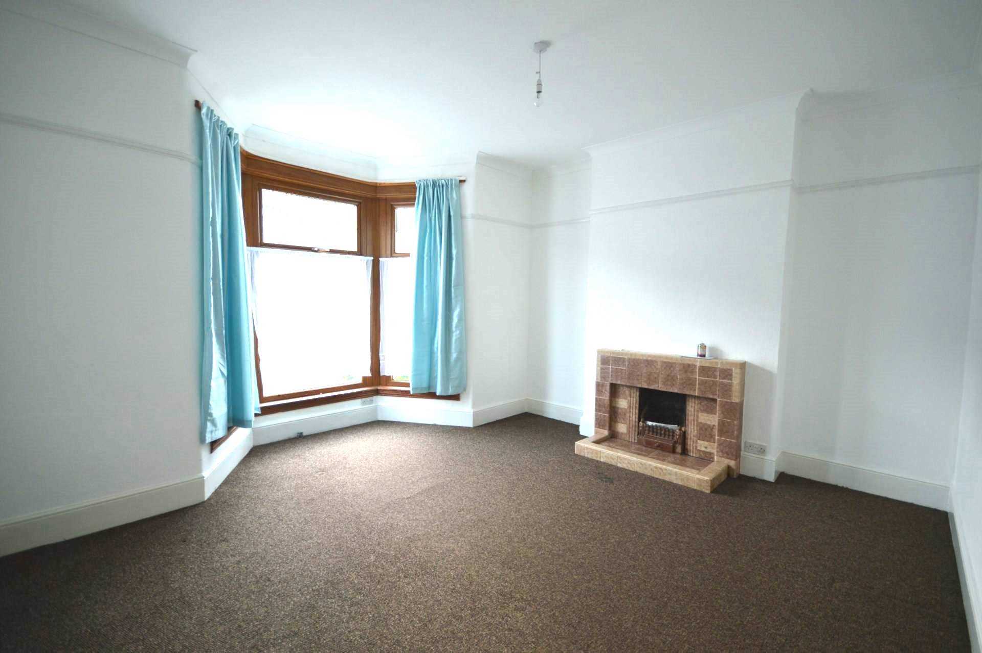 Additional Property Image 4 bedroom Semi Detached to rent in Ilford 3