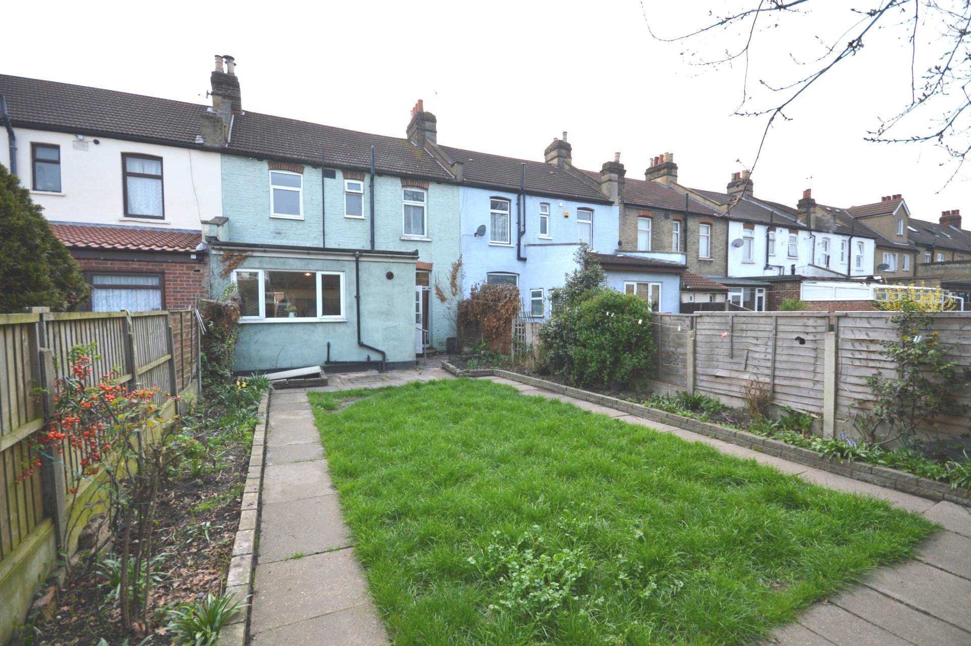Additional Property Image 4 bedroom Semi Detached to rent in Ilford 16