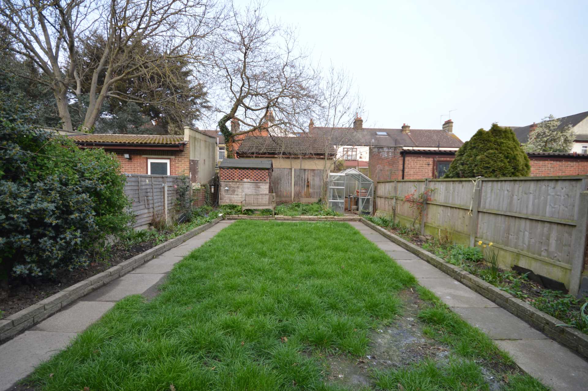 Additional Property Image 4 bedroom Semi Detached to rent in Ilford 17
