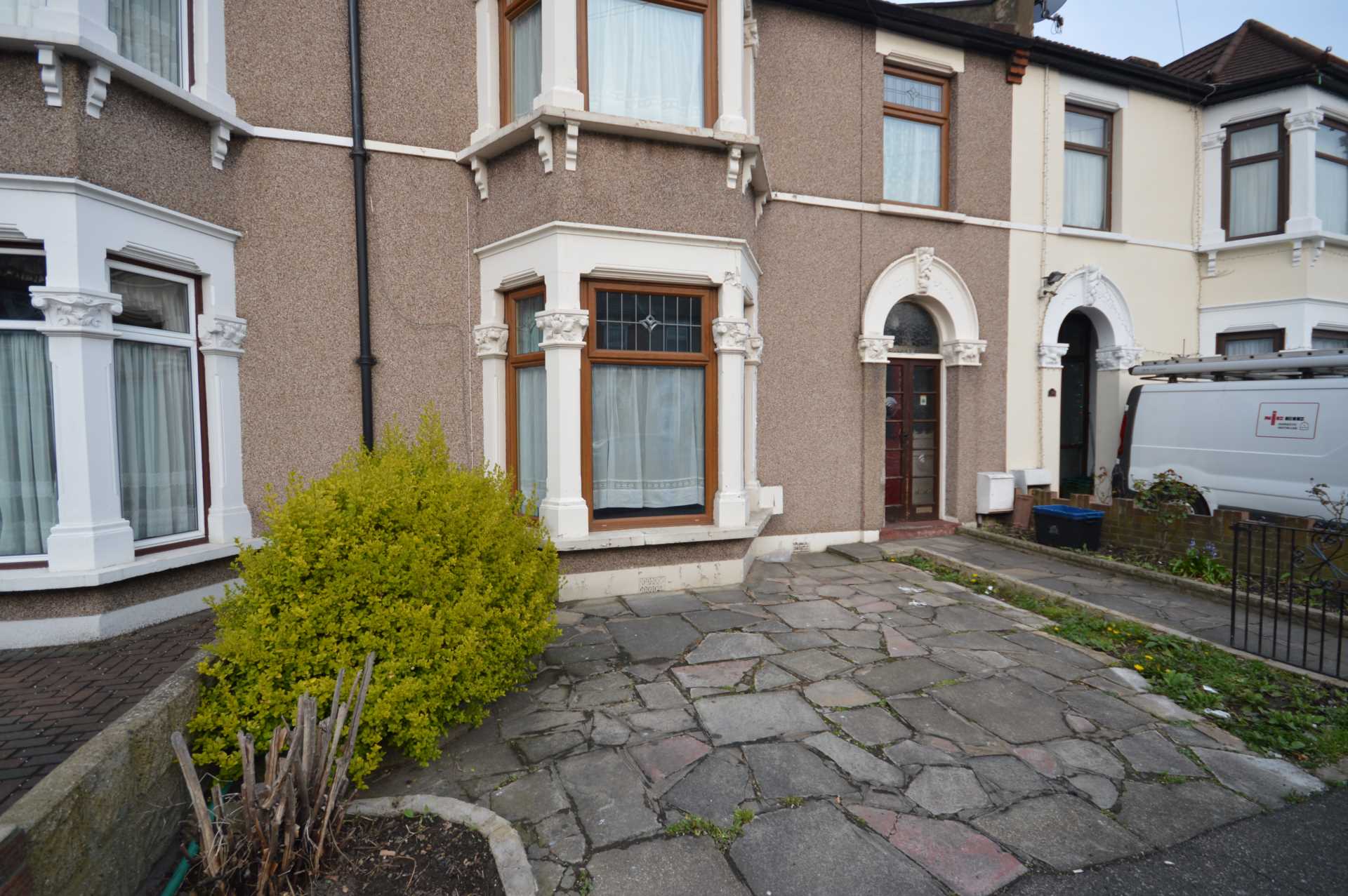Additional Property Image 4 bedroom Semi Detached to rent in Ilford 18