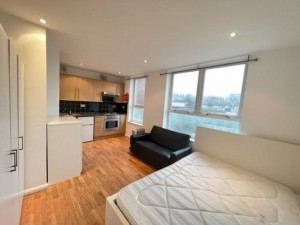 0 bedroom Studio to rent in London