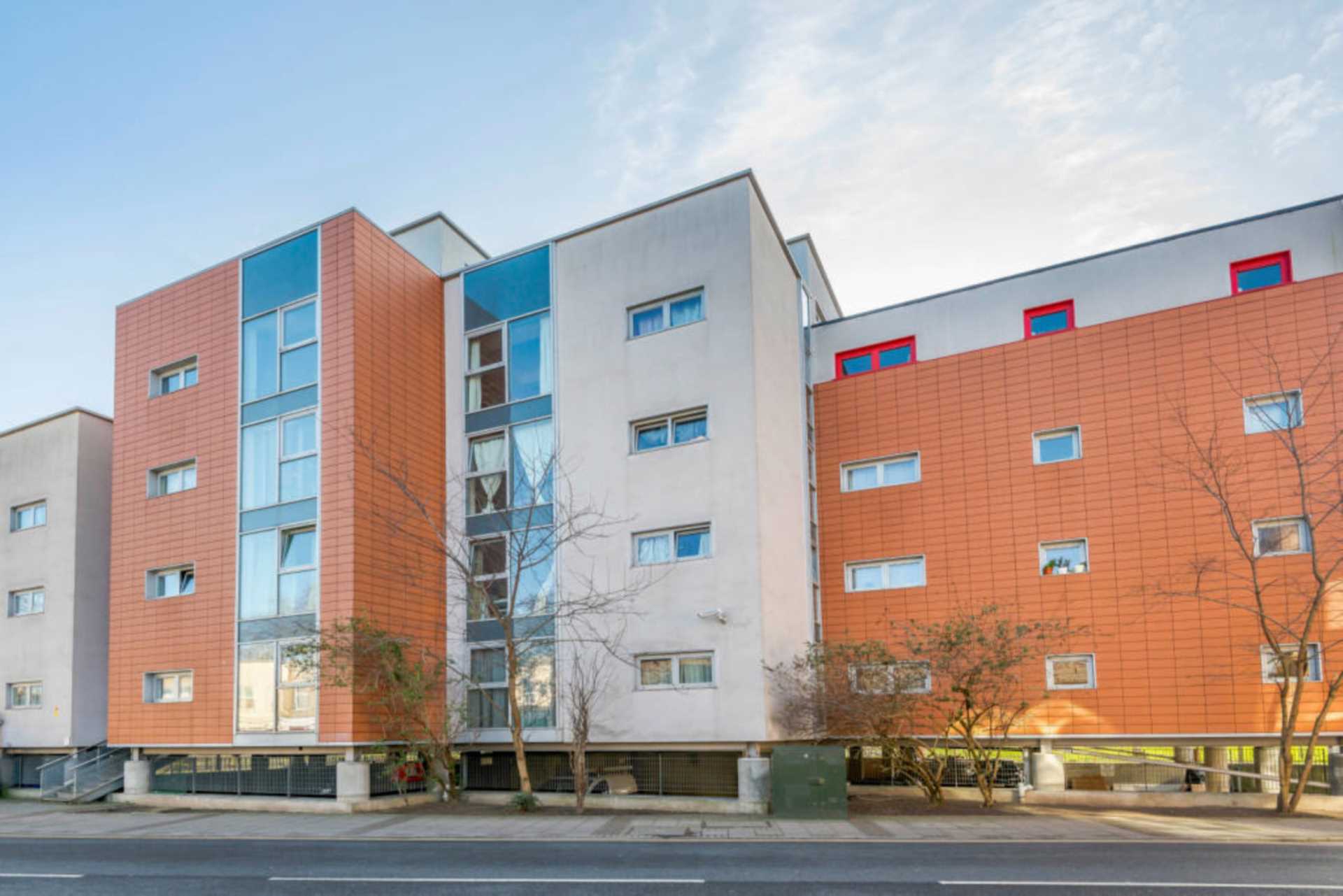 Additional Property Image 3 bedroom Apartment to rent in London 13