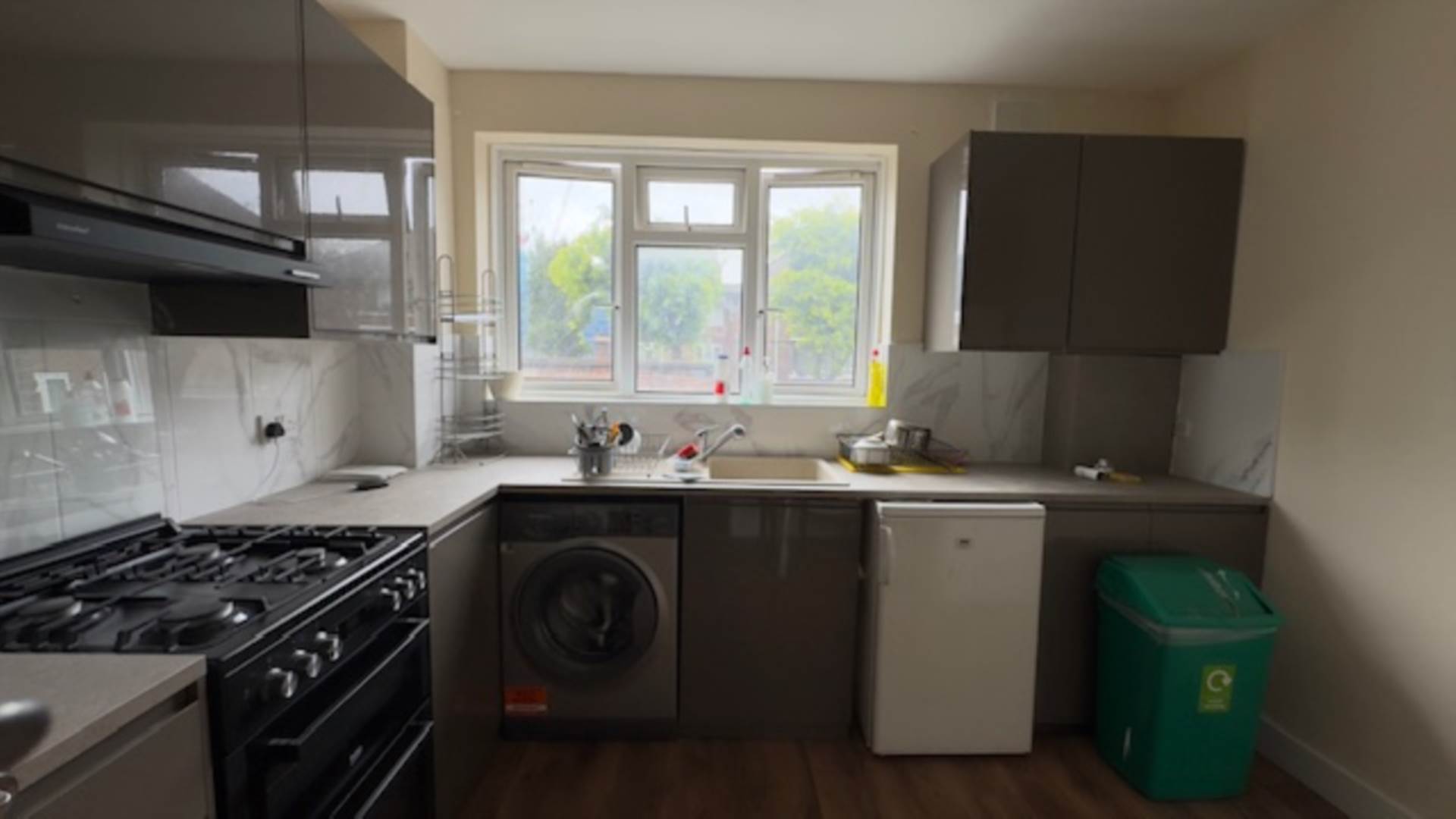 3 bedroom Apartment to rent in London
