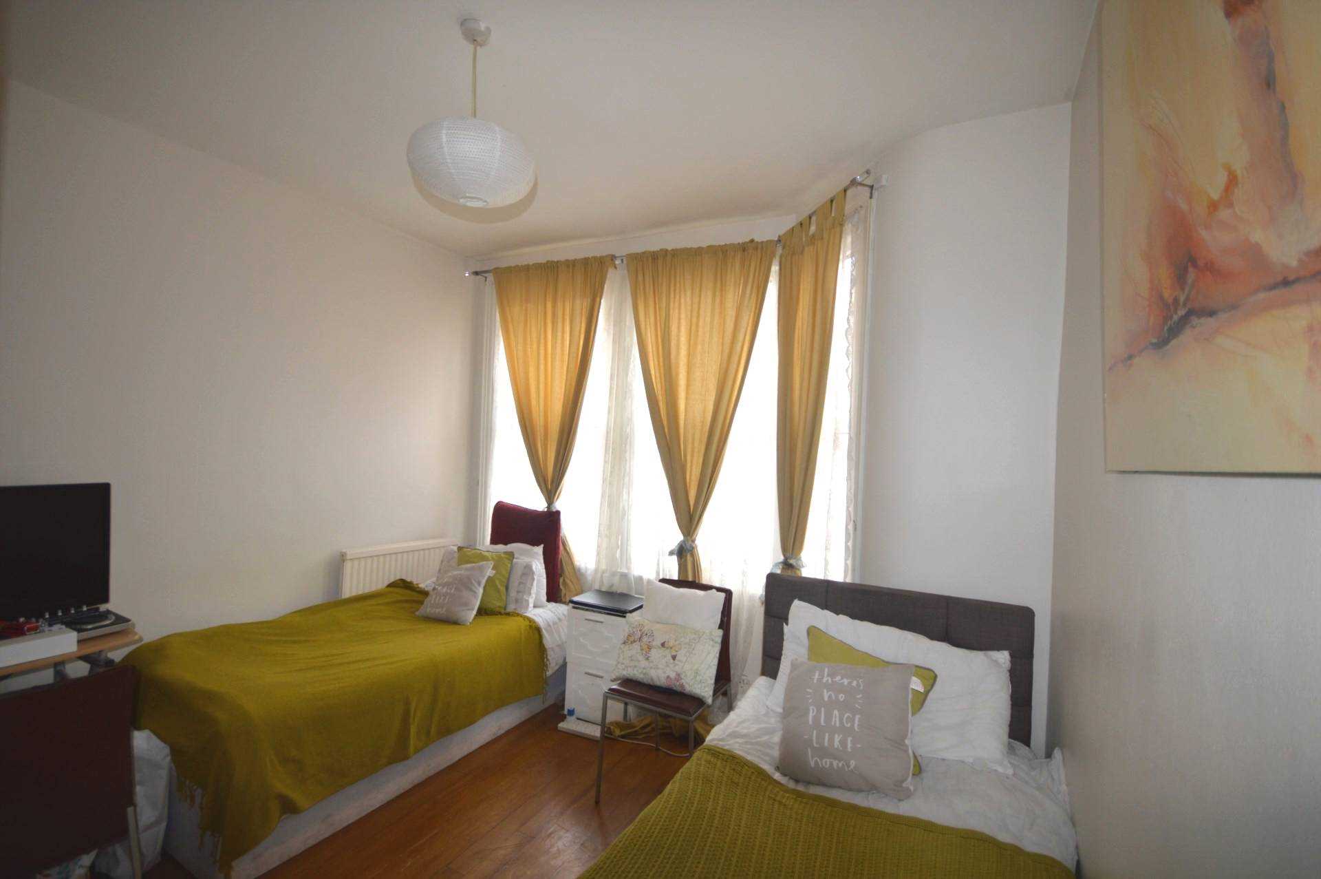 Additional Property Image 3 bedroom Terraced to rent in London 8