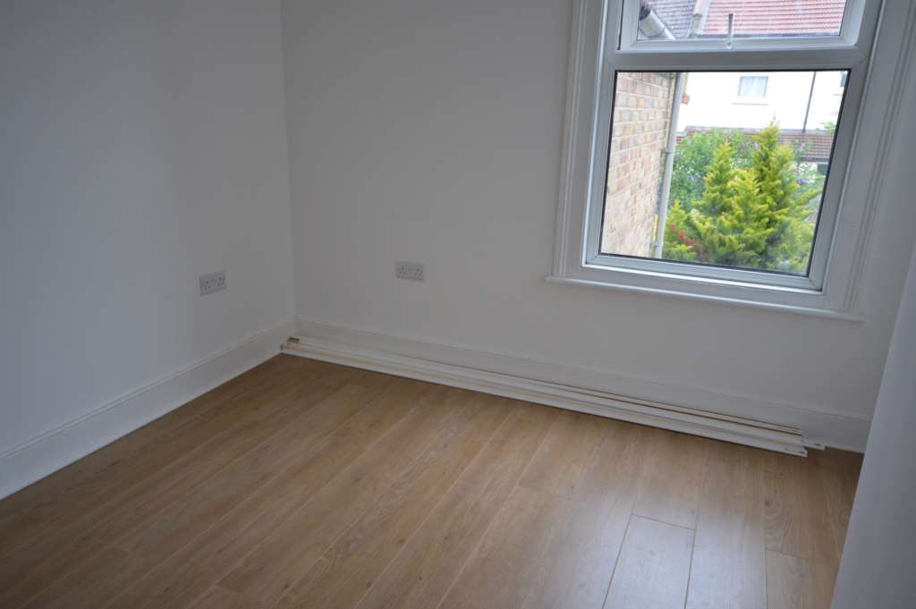 Additional Property Image 3 bedroom House to rent in London 2