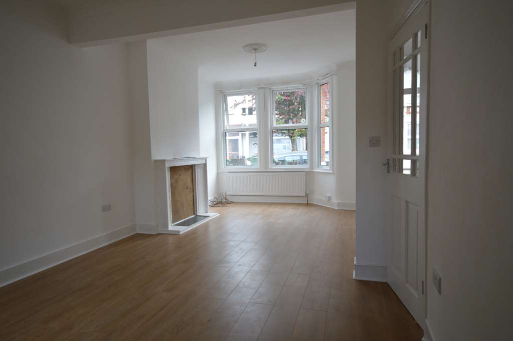 Additional Property Image 3 bedroom House to rent in London 8