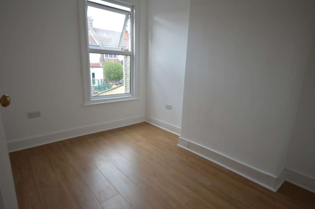Additional Property Image 3 bedroom House to rent in London 20