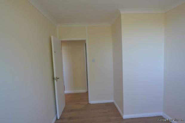 Additional Property Image 2 bedroom Flat for sale in London 15