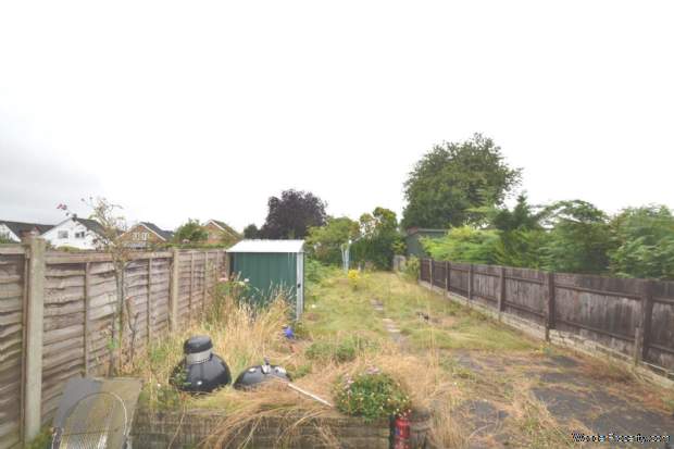 Additional Property Image 3 bedroom Semi Detached to rent in Uxbridge 12