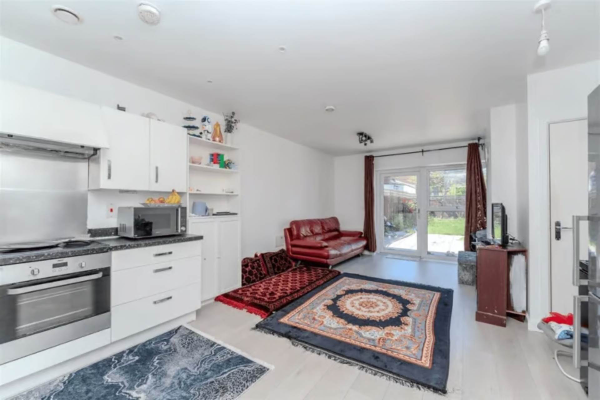 Additional Property Image 3 bedroom Apartment for sale in Southall 2