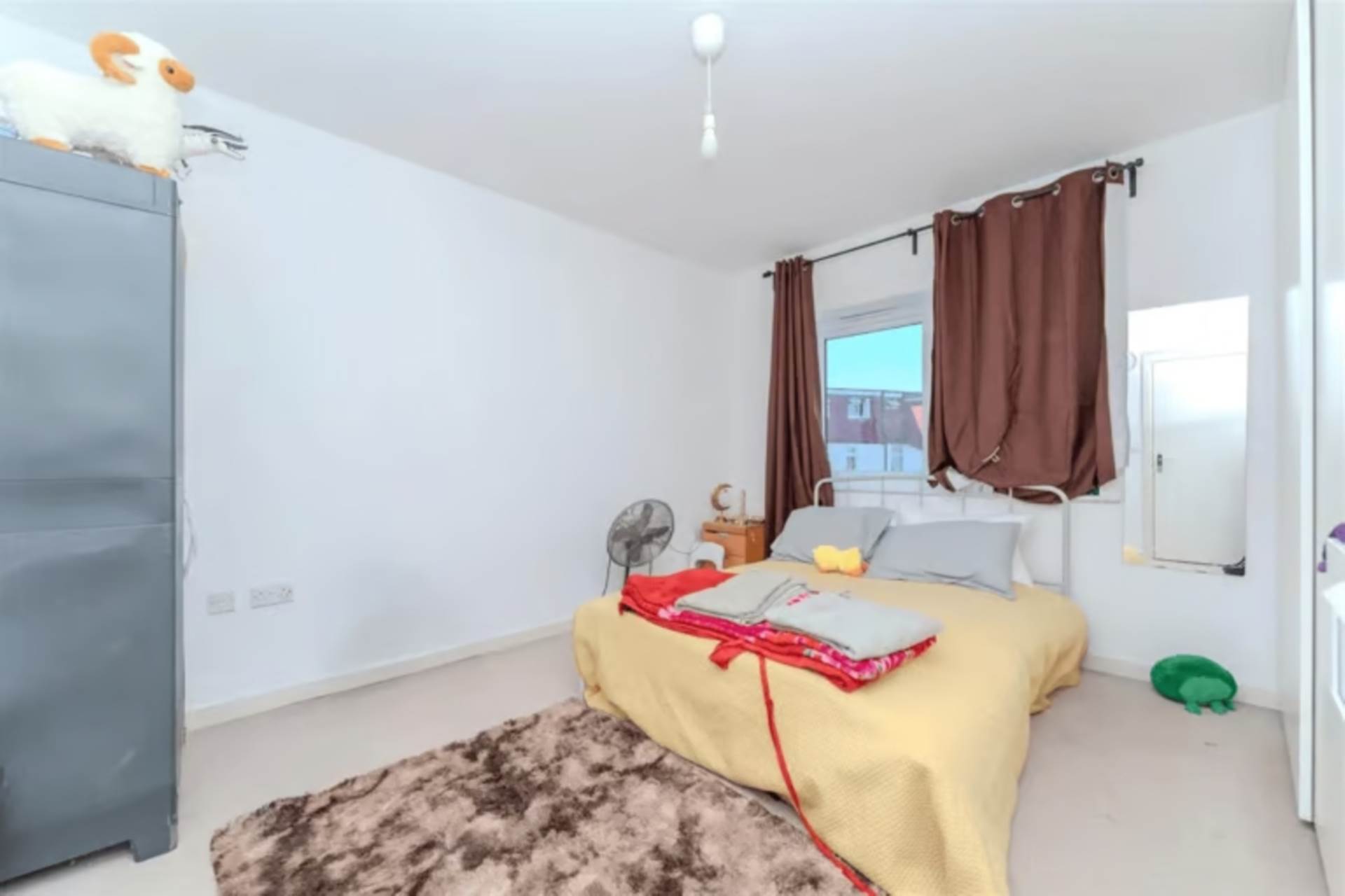Additional Property Image 3 bedroom Apartment for sale in Southall 3