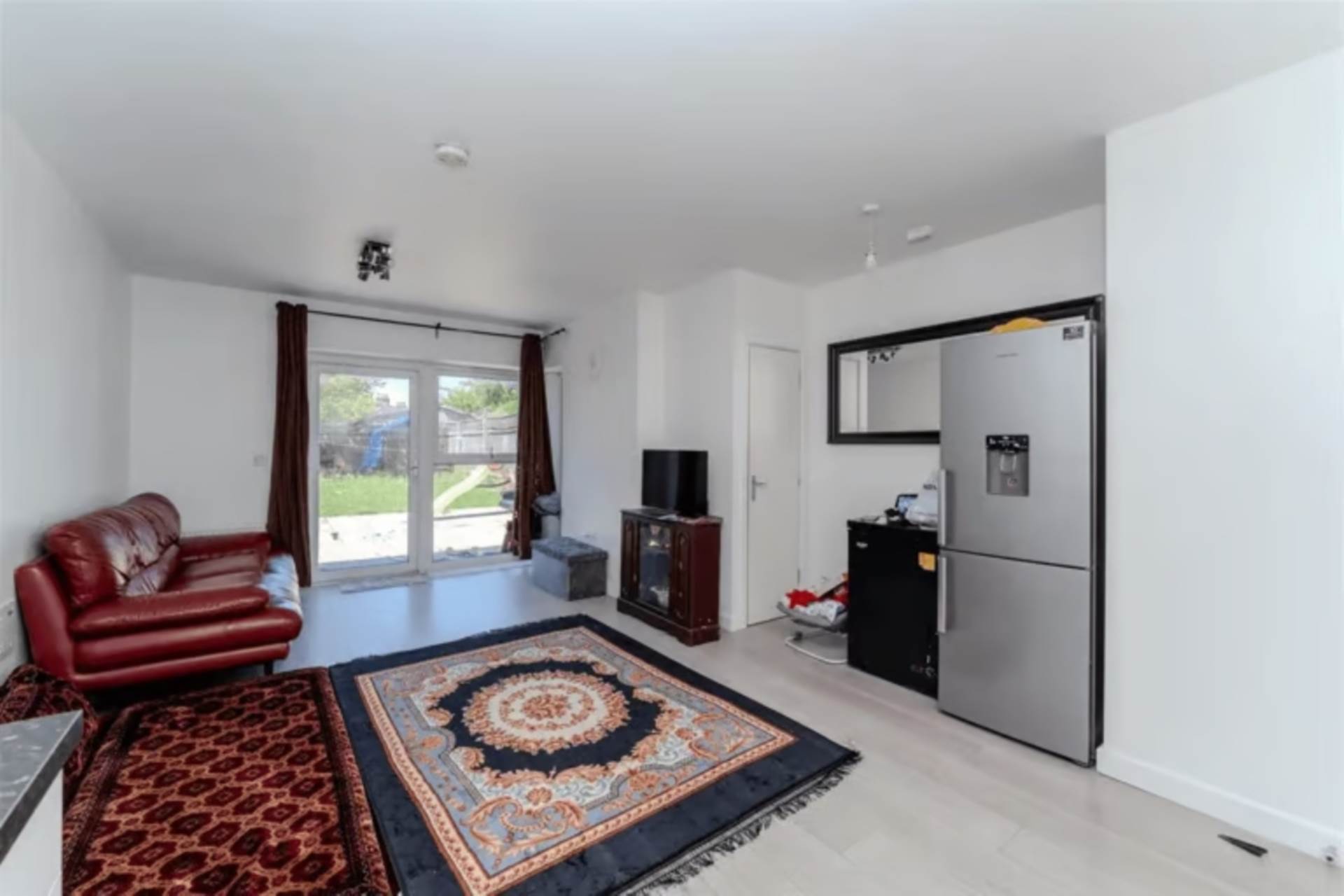 Additional Property Image 3 bedroom Apartment for sale in Southall 7