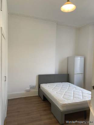 Additional Property Image 1 bedroom Semi Detached to rent in London 8