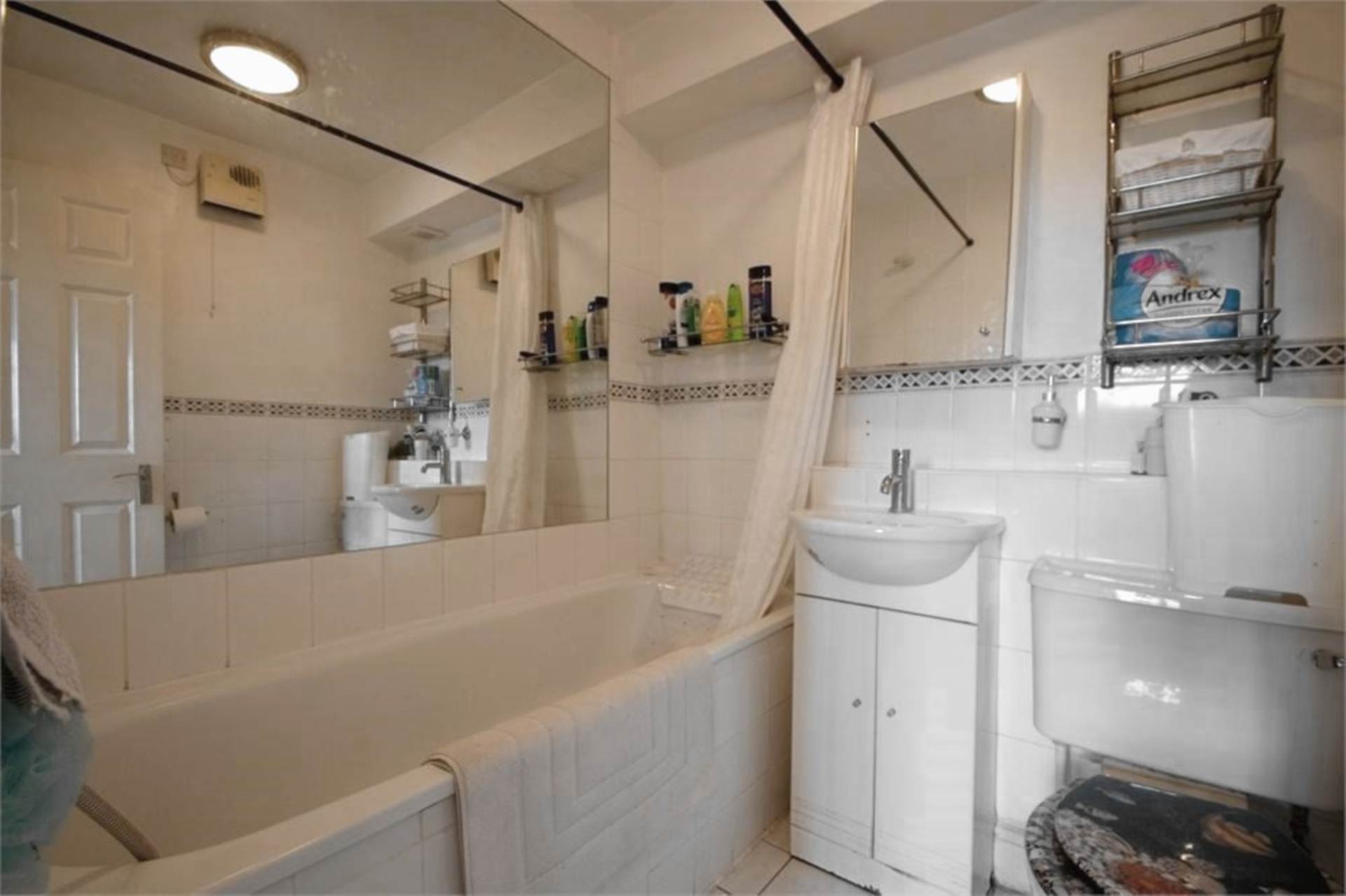 Additional Property Image 2 bedroom Apartment for sale in Southall 5