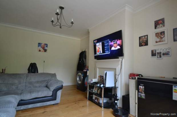 Additional Property Image 2 bedroom Apartment for sale in London 8