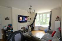 2 bedroom Apartment for sale in London