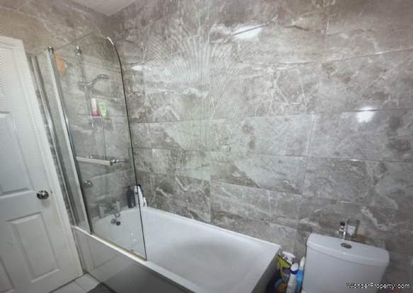 Additional Property Image 1 bedroom Block of Apartments to rent in Hounslow 5