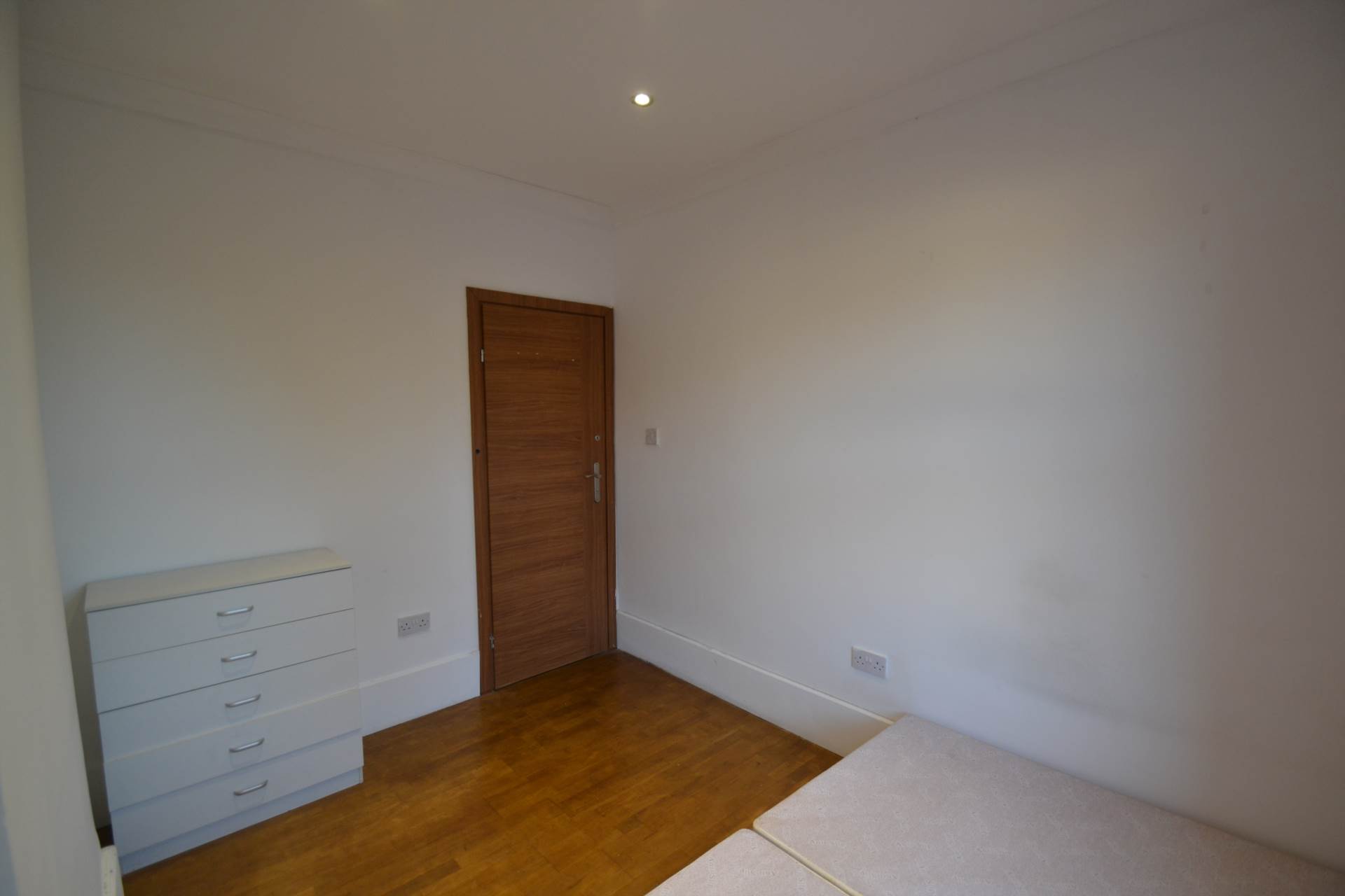 Additional Property Image 5 bedroom Terraced for sale in London 18