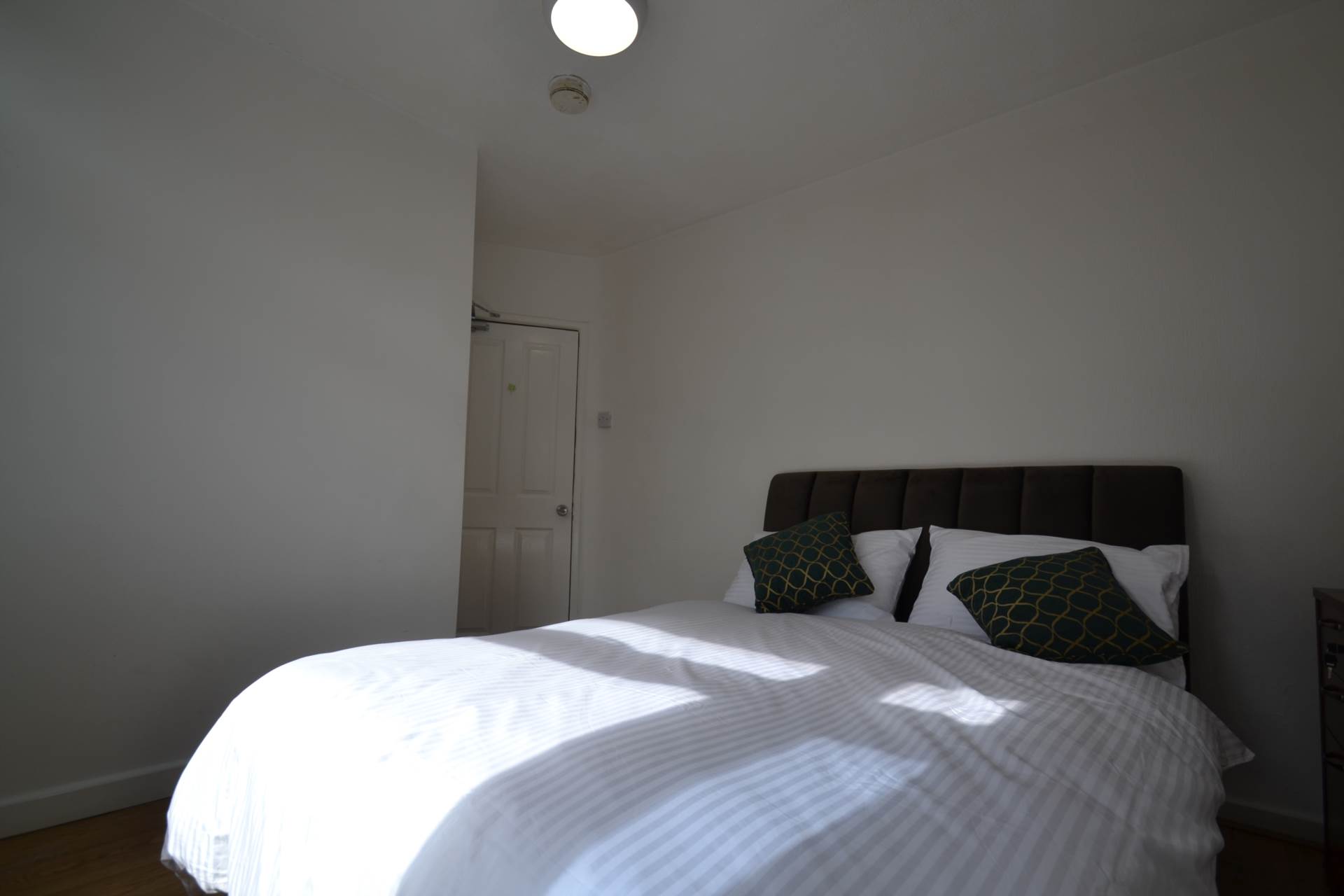 Additional Property Image 4 bedroom Semi Detached to rent in London 7