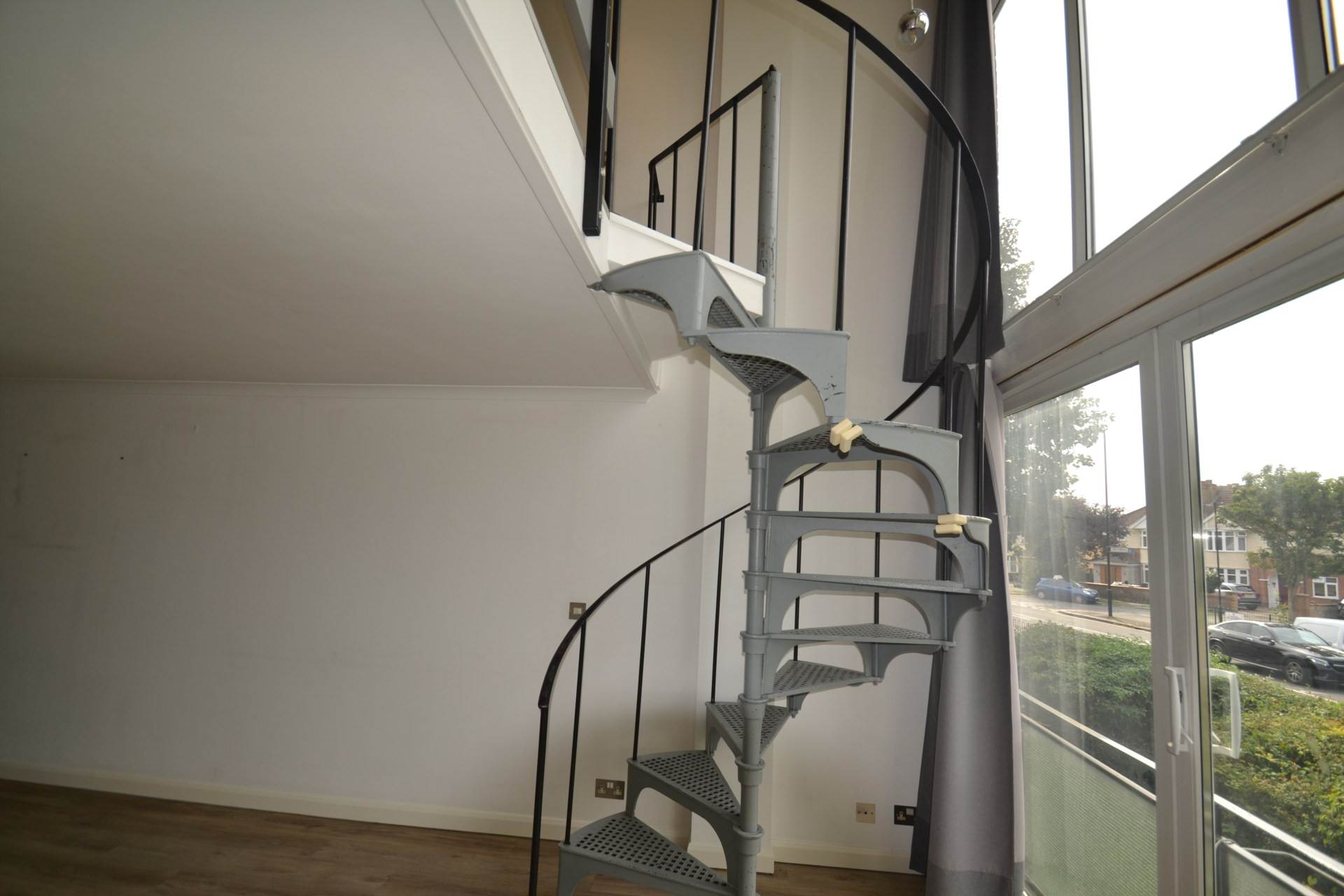 Additional Property Image 1 bedroom Duplex to rent in Hounslow 8