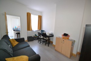 2 bedroom House to rent in Harrow