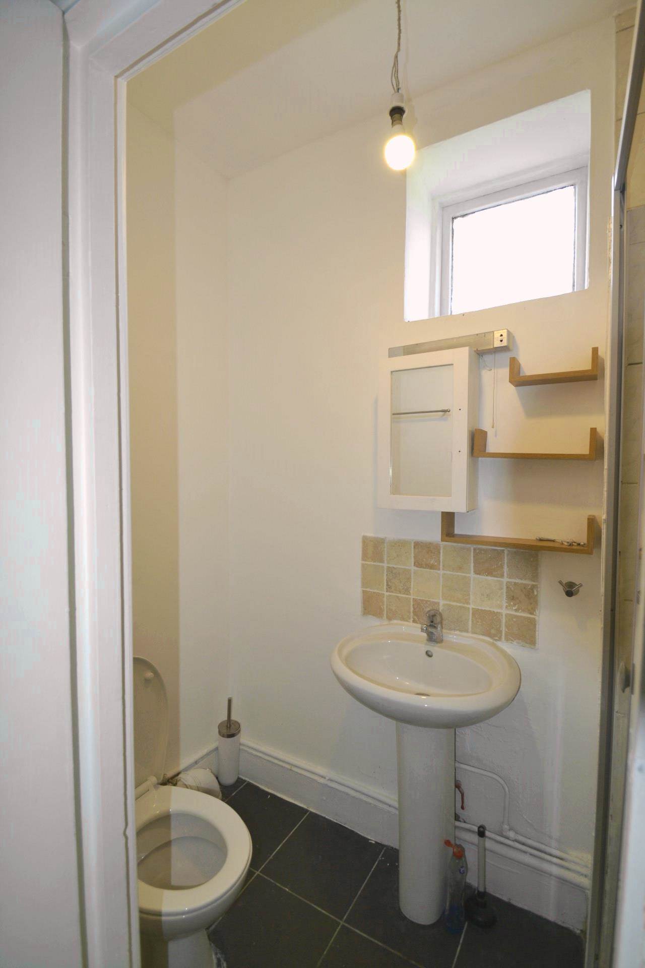 Additional Property Image 1 bedroom Studio to rent in London 8