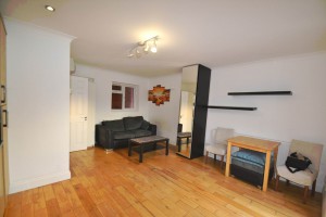 1 bedroom Studio to rent in Greenford