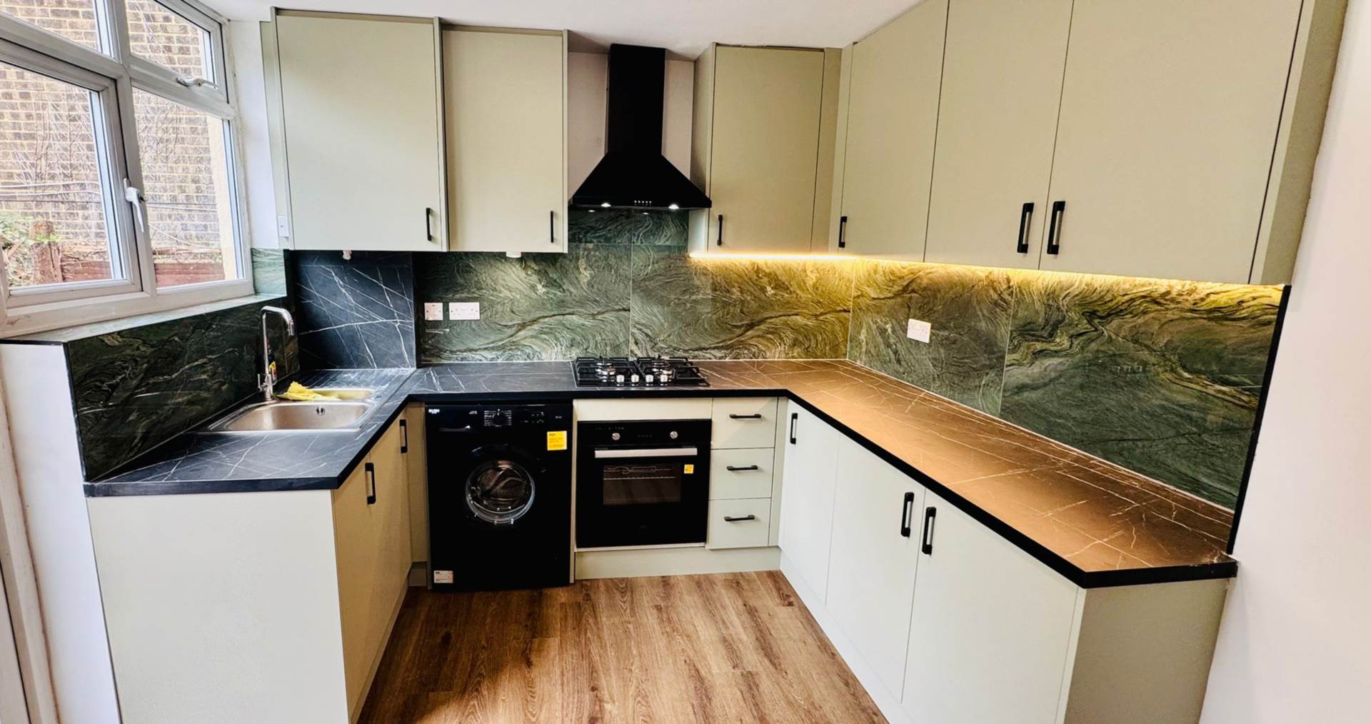 Additional Property Image 4 bedroom Detached to rent in Wembley 4