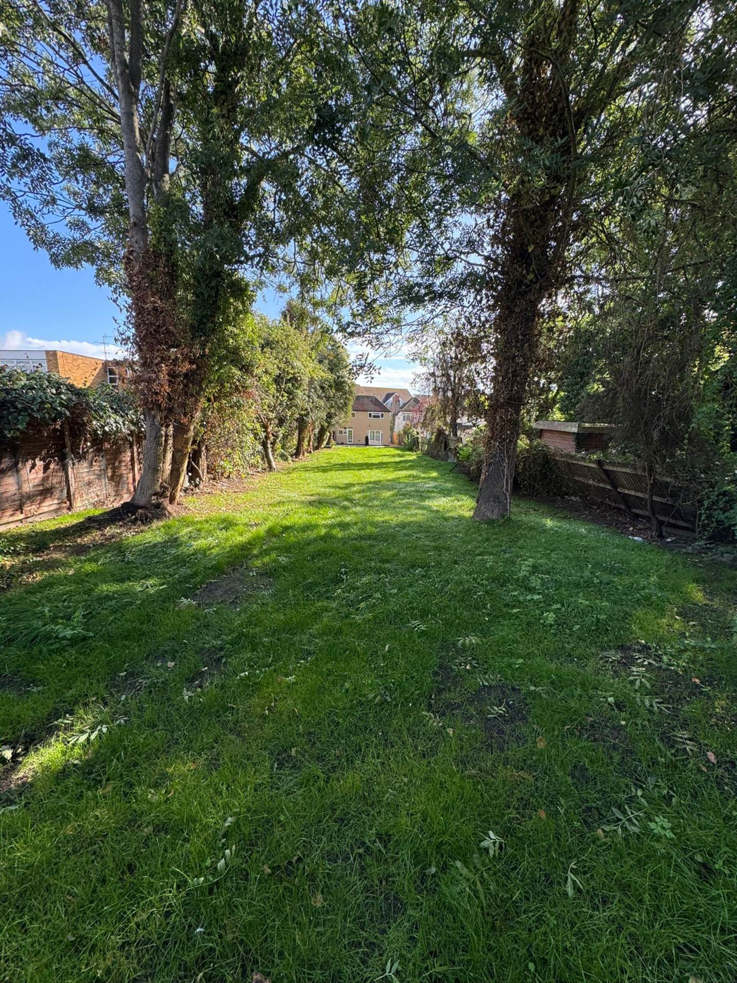 Additional Property Image 4 bedroom Detached to rent in Wembley 13